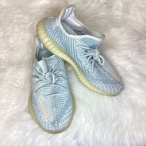 adidas Yeezy Boost 350 V2 'Cloud White Non-Reflective' sneakers.